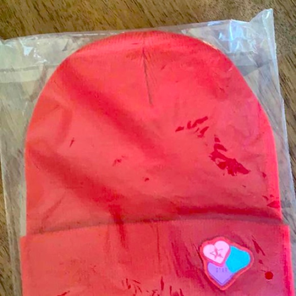 JSC candy heart beanie